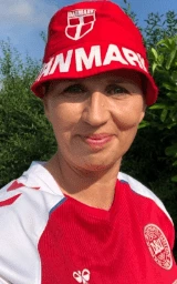 В шапке плащ Майнкрафт — скачать бесплатно