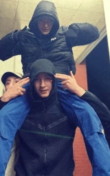 В пальто плащ Майнкрафт — скачать бесплатно