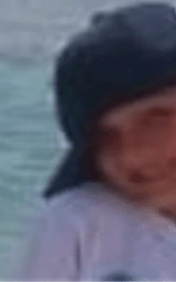 В шапке плащ Майнкрафт — скачать бесплатно