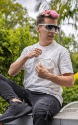 В очках плащ Майнкрафт — скачать бесплатно