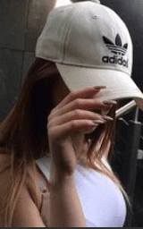 В шапке плащ Майнкрафт — скачать бесплатно